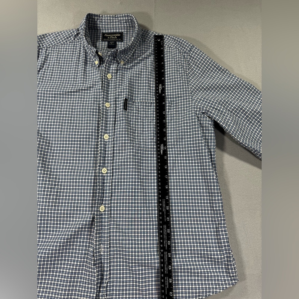 Abercrombie & Fitch Blue and White Checked Button-Down Shirt - Picture 3 of 6